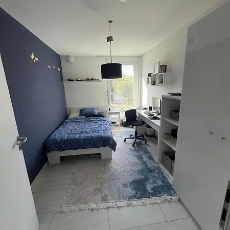 Appartement Modern Design House With Garden & Terrace - Modernes Eckhaus Mit Gartenterasse